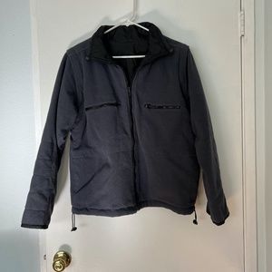 Fleece jacket with removal sleeves and reversible